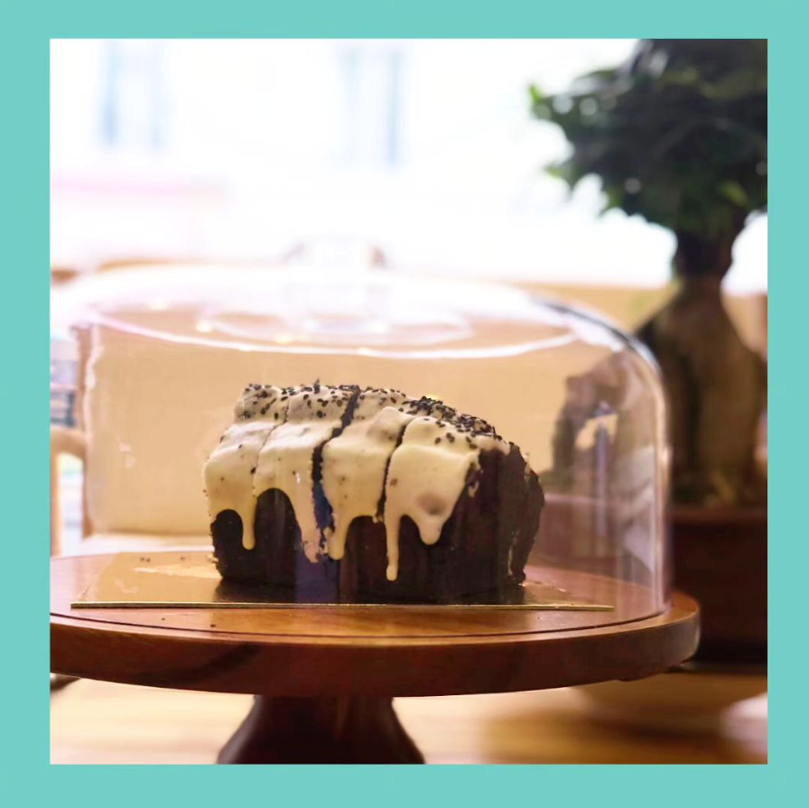 Bánh mì aux œufs mollets